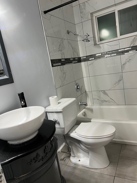 Photo - 1041 Paraiso Ave