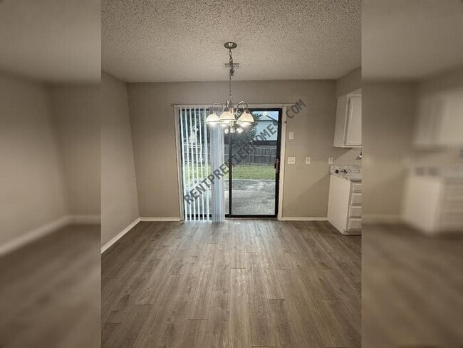Photo - 1110 W Birmingham Pl