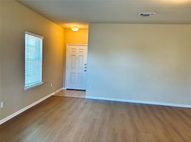 Photo - 1602 Atlas Rd