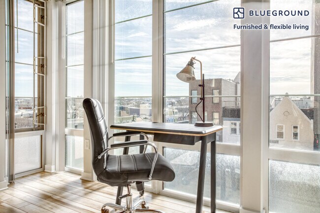 Photo - 360 H St NE Unidad SI FL3-ID417