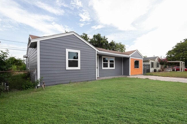 Photo - 3205 Stallings Dr