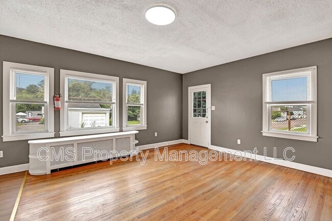 Photo - 44 Dover Ave Unit C