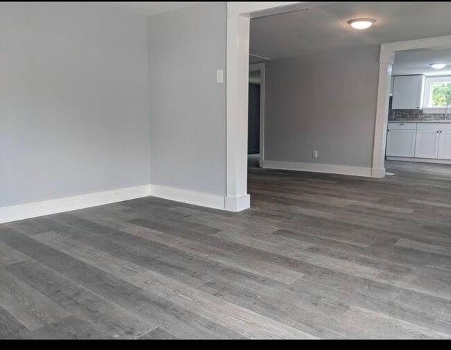 Photo - 506 Reavis St
