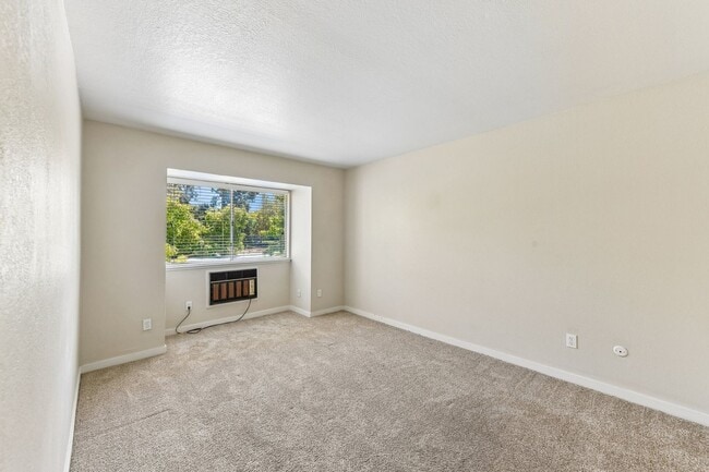 Riverbend Apartments