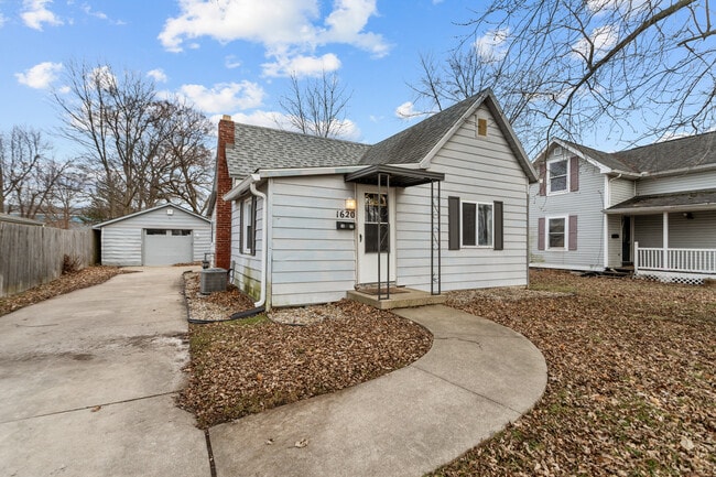 Photo - 1620 S Market St