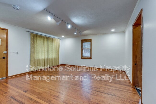 Photo - 3912A Burrus St