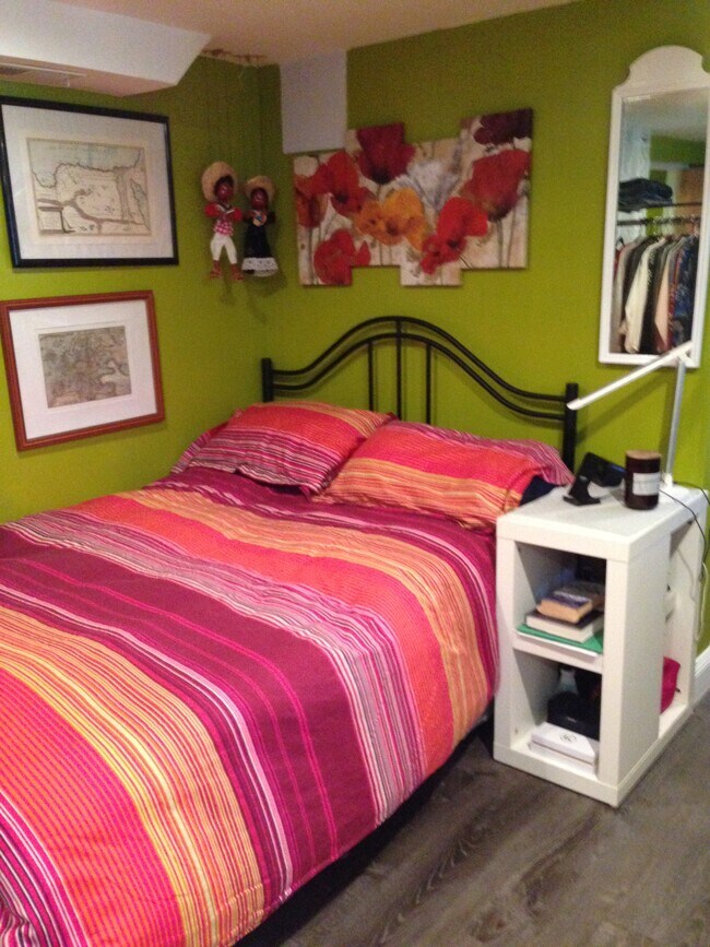 Photo - 3804 Woodlea Ave Unit Independent Studio