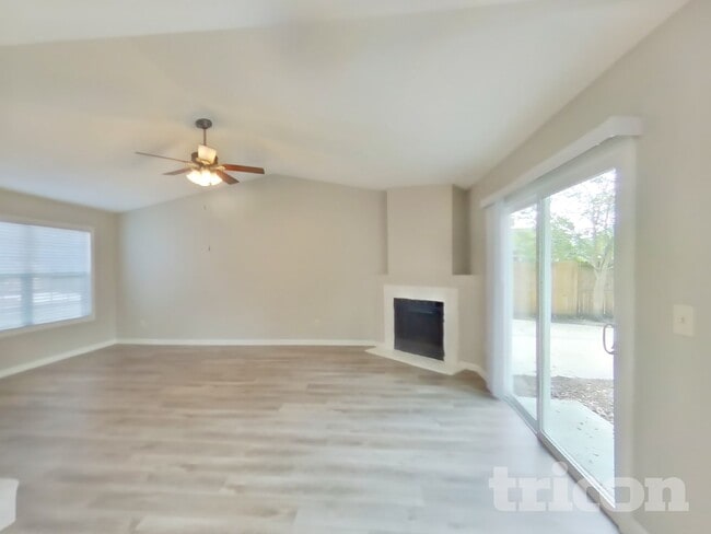 Photo - 7742 Settlers Landing Trail S