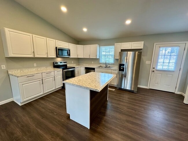 Photo - 3 Bedroom 2 Bathroom Home in South Hill, VA