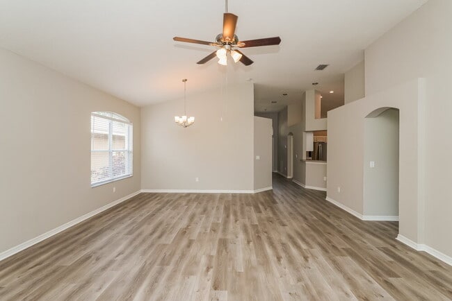 Photo - 6814 Monarch Park Dr