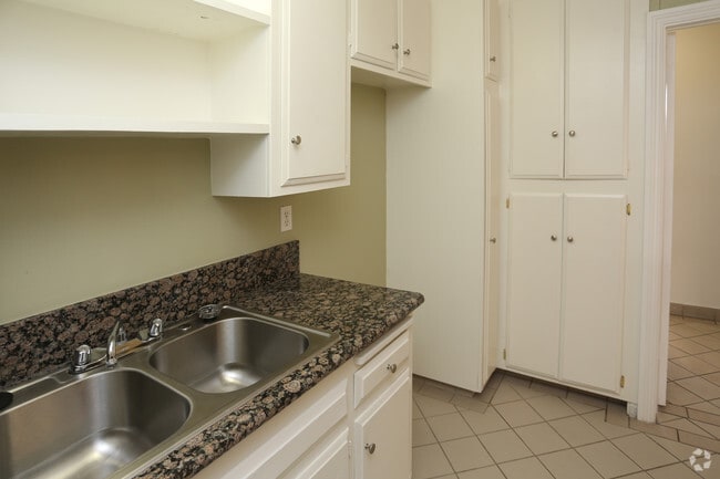 Casa Cortez Apartments
