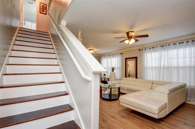 Photo - 21922 Paril Creek Dr