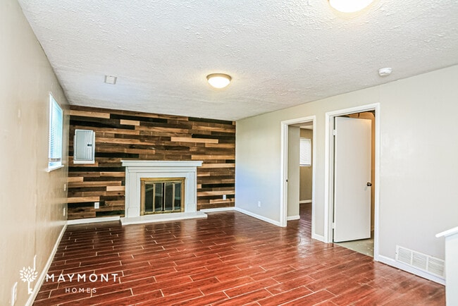 Photo - 5864 Brouse Dr