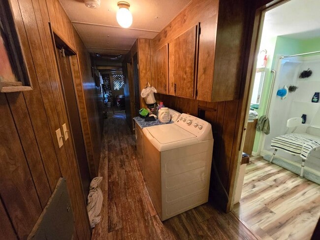Photo - 825 E Ottley Ave