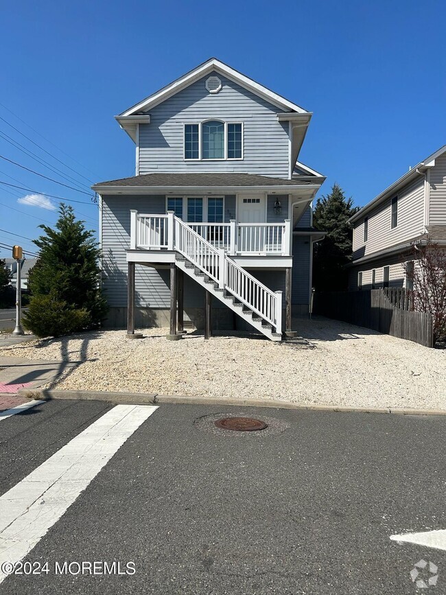 Building Photo - 111 Jersey City Ave Rental