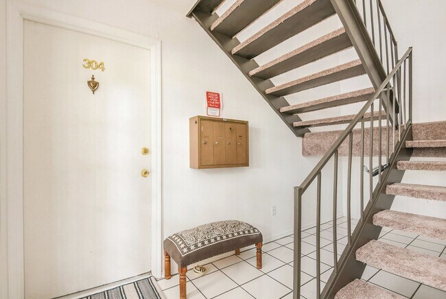 Photo - 4008RCC Unidad 304