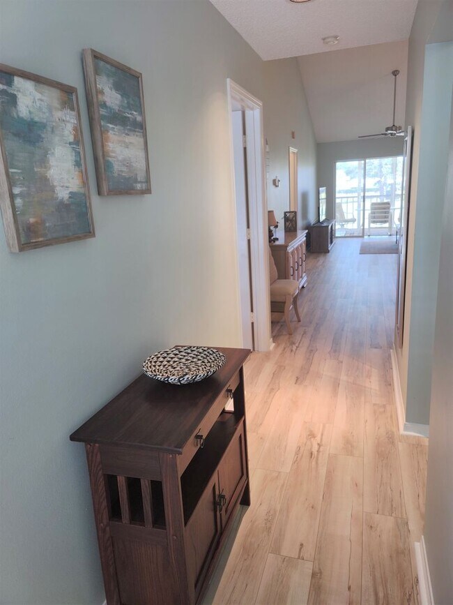 Photo - Seasonal 2-Bedroom 2-Bath Villa located in Plantation Golf and Country Club! Unidad 241