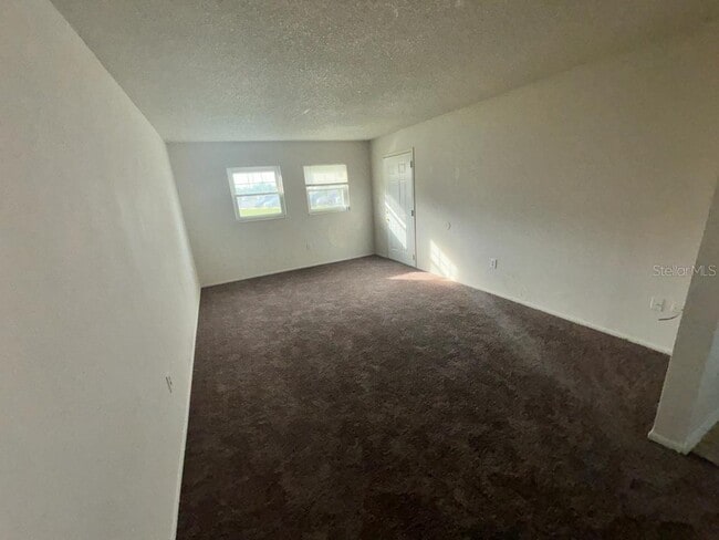 Photo - 834 Sky Lake Cir Unidad B