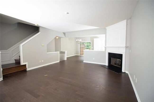 Photo - 5142 Manerdale Dr SE