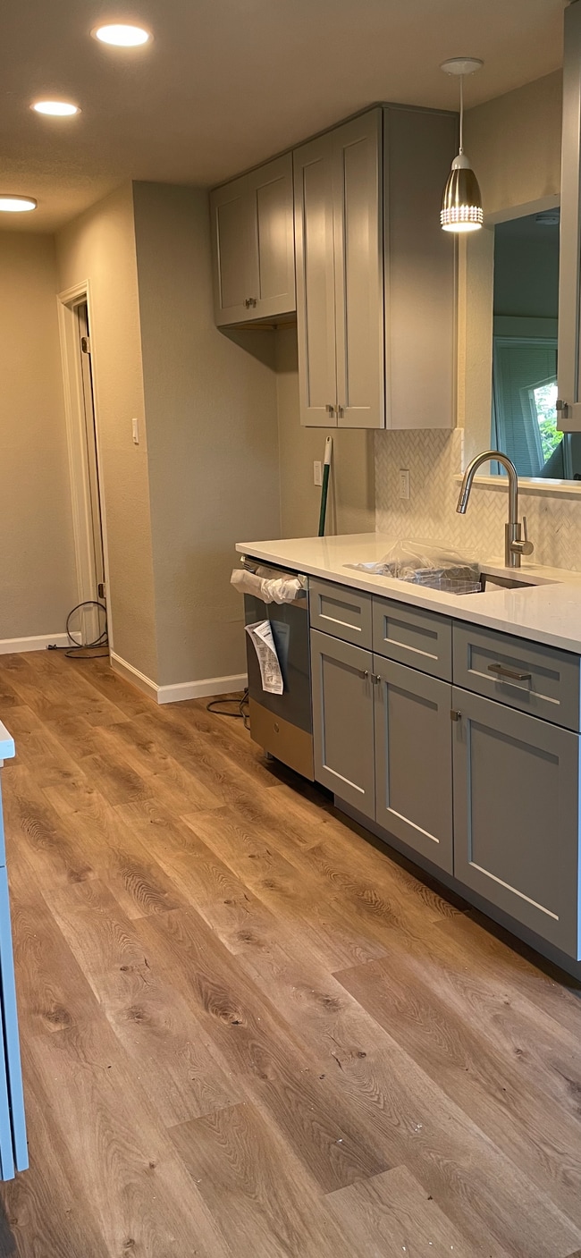 3502 Larchmont Cove