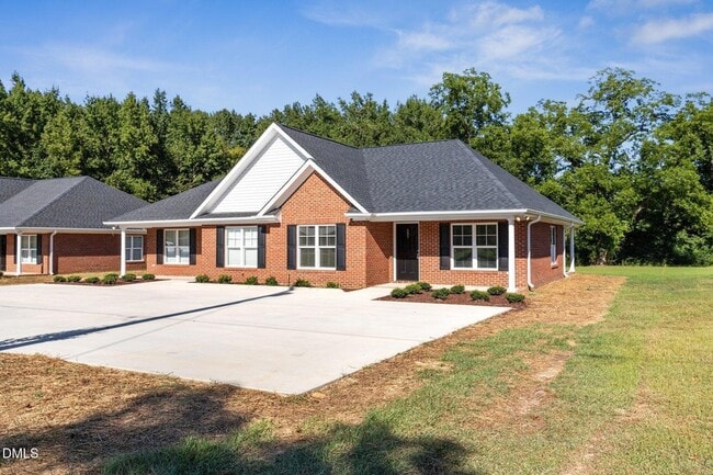 Photo - 597 Pendergraft Rd