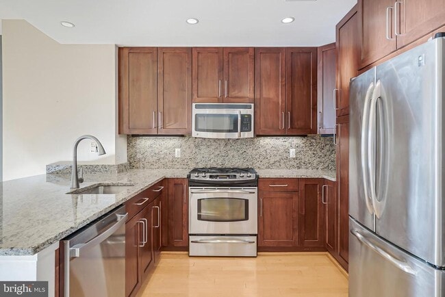 Photo - 8220 Crestwood Heights Dr Unit 406