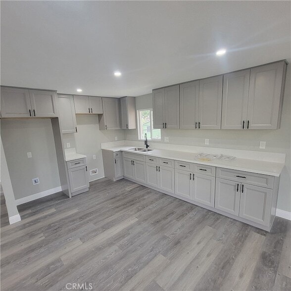 12423 Ridgewood Dr