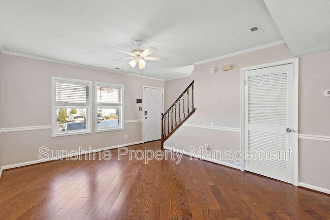 Photo - 1102 Palmerton Dr