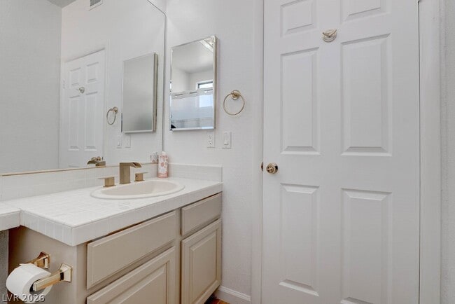 Photo - 3238 Brookfield Dr