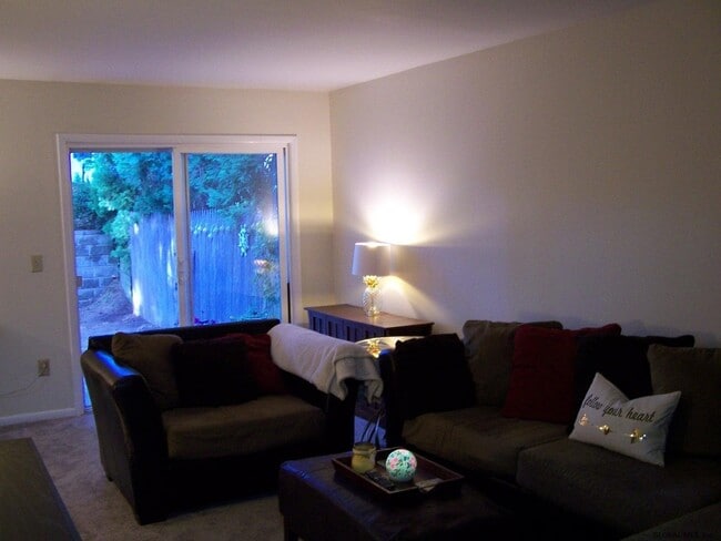 Photo - 66 Tallow Wood Dr