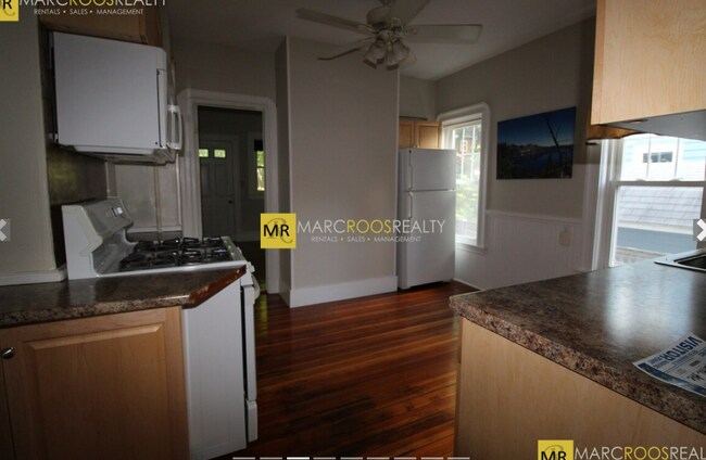 Photo - 39 Hall Ave Unit 1