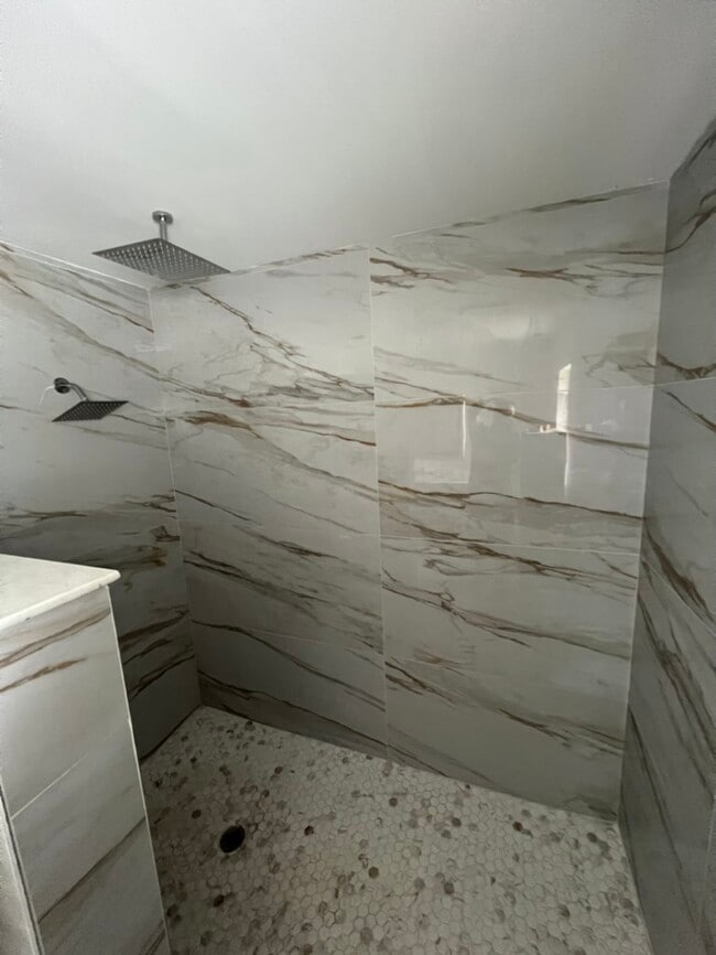 Photo - 652 Glenview Dr