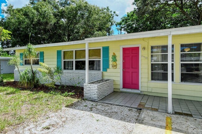 Photo - 3613 Belmont Blvd