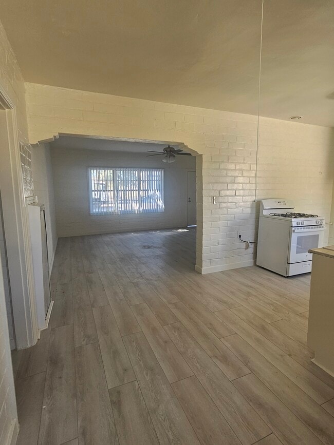 Building Photo - 7107 Etiwanda Ave Rental