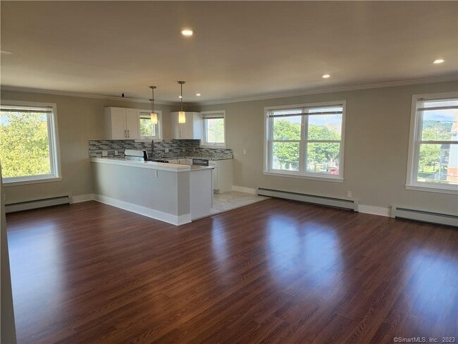 Photo - 120 Downing St Unit 3