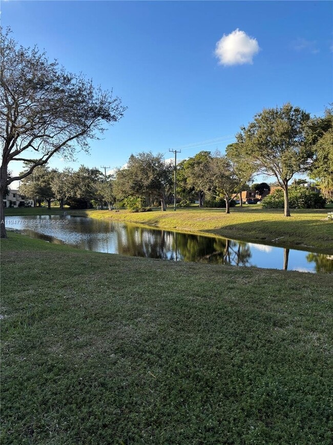 Building Photo - 4171 Oak Terrace Dr Unit 4171