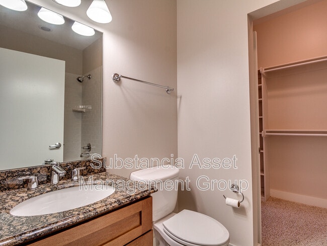 Photo - 444 N Central Ave