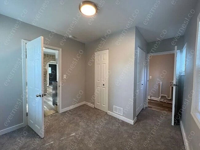 Photo - 76 W Strathmore Ave