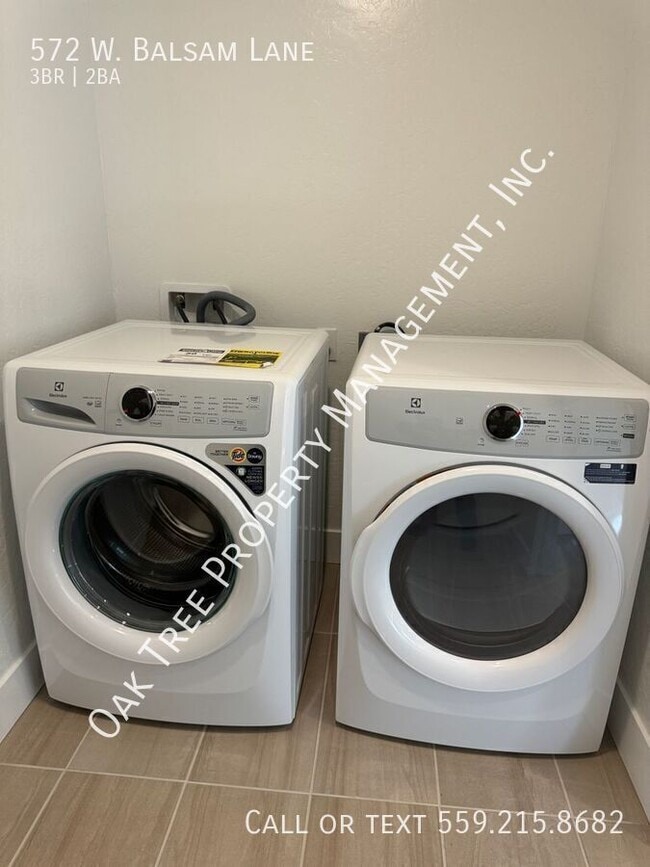 Photo - 572 W Balsam Ln