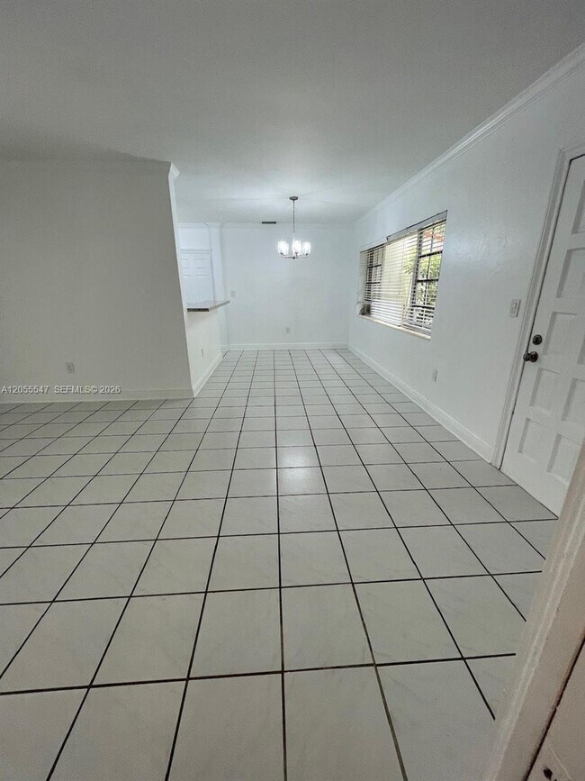 Photo - 828 Lorca St