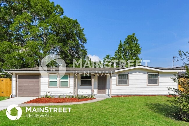 Building Photo - 9724 Priory Ave