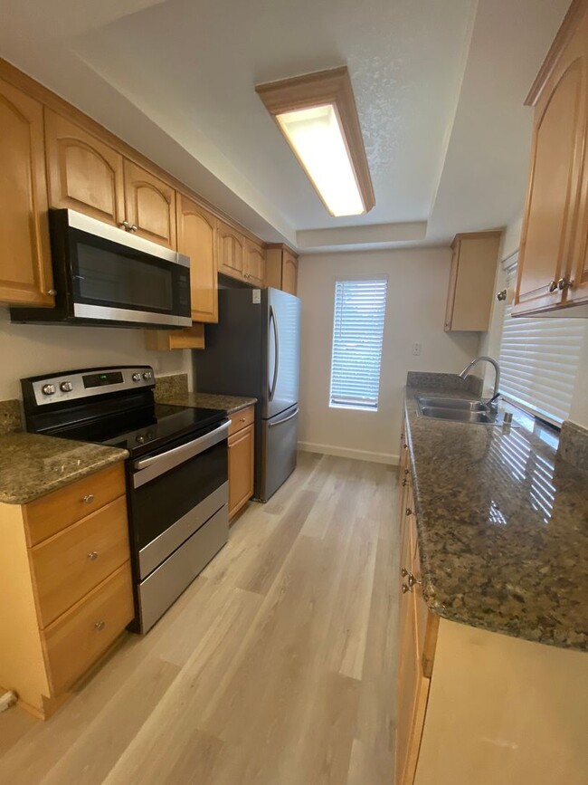 Photo - Beautiful Downstairs Two Bedroom Two bath ...