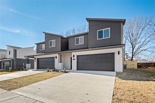 Photo - 712 Sun Meadows Loop