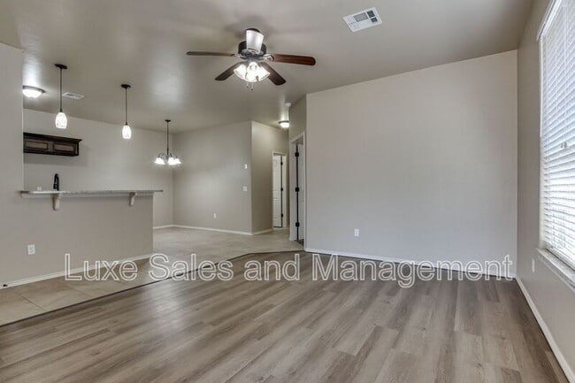Photo - 1308 Garden Gate Dr Unit #B