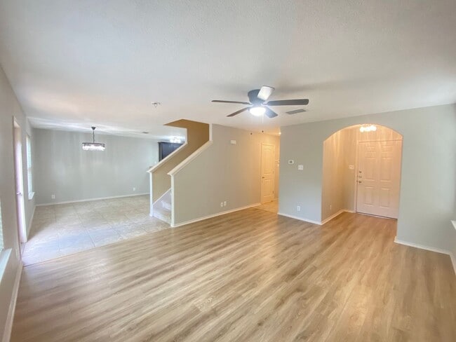 7223 Summer Way