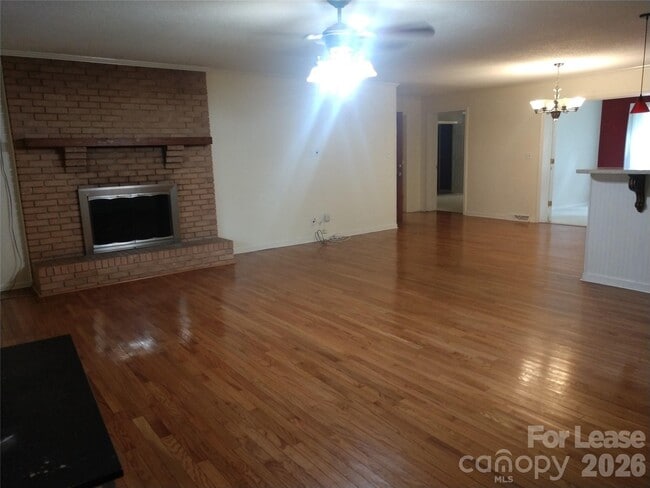 10115 Elmsbrook Ln
