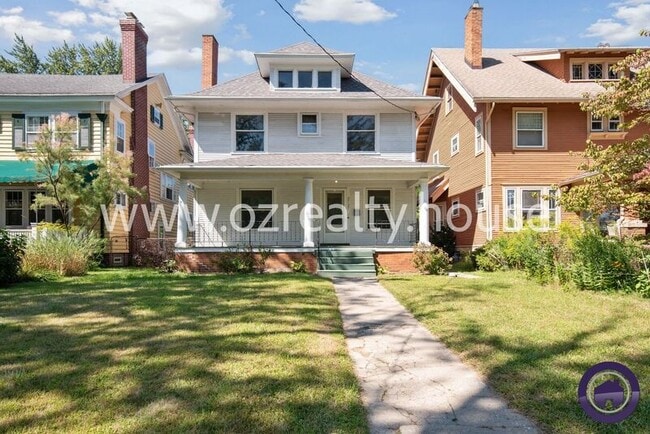Building Photo - 2727 Robinwood Ave Rental