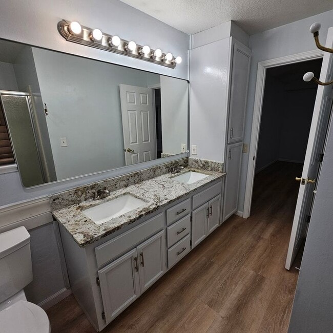 Photo - 2525 Travao Ln