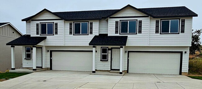 Photo - Brand New 3 Bed / 2.5 Bath Duplex – Available Now!