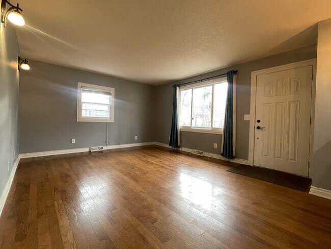 Photo - 5139 Beacon Hill Rd